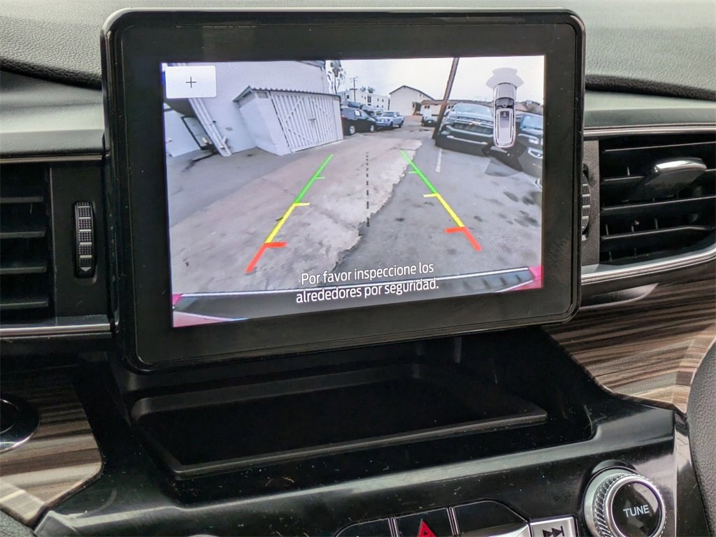 Used 2024 Ford Explorer Limited image 16