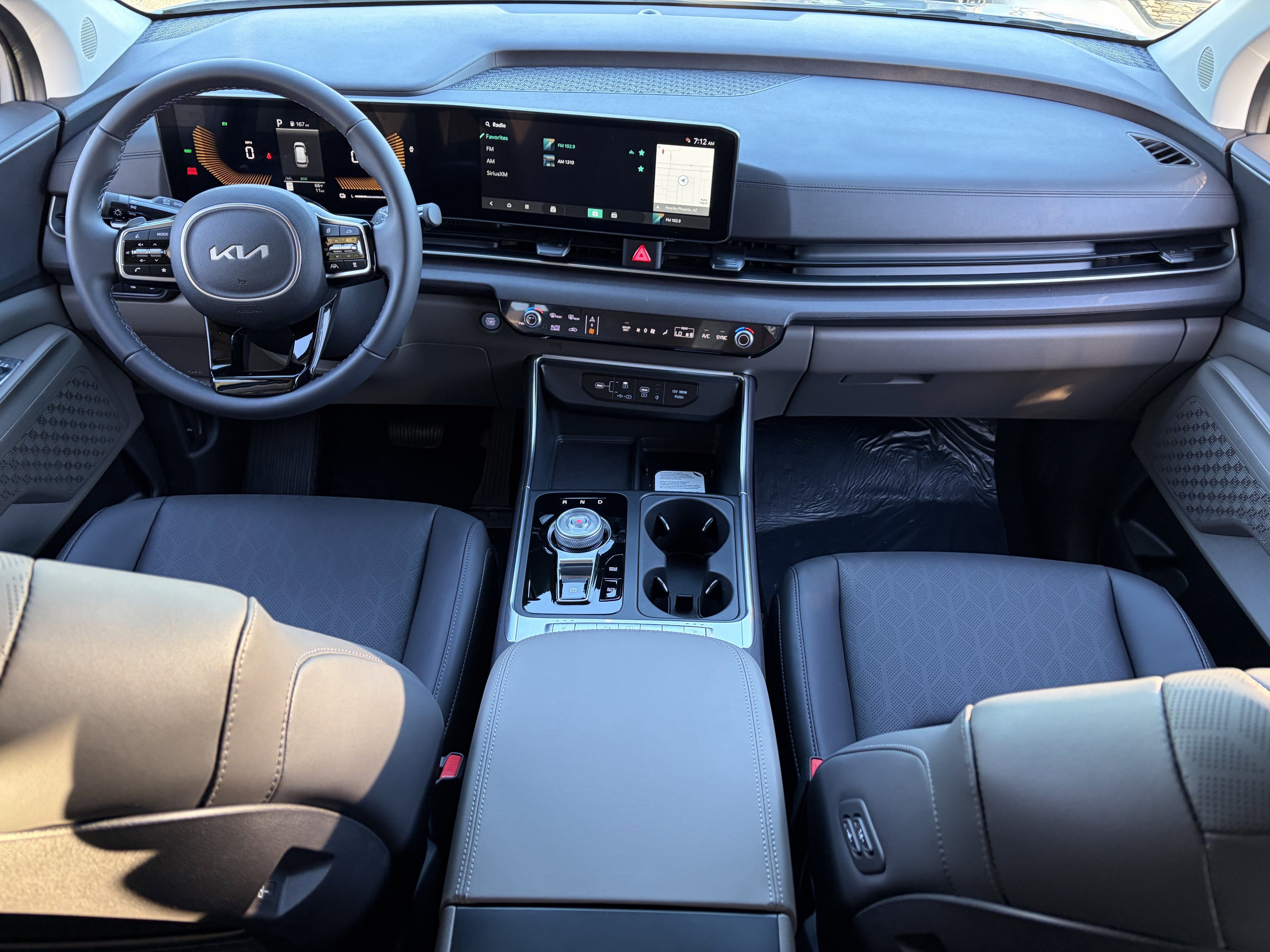 New 2026 Kia Carnival EX image 13