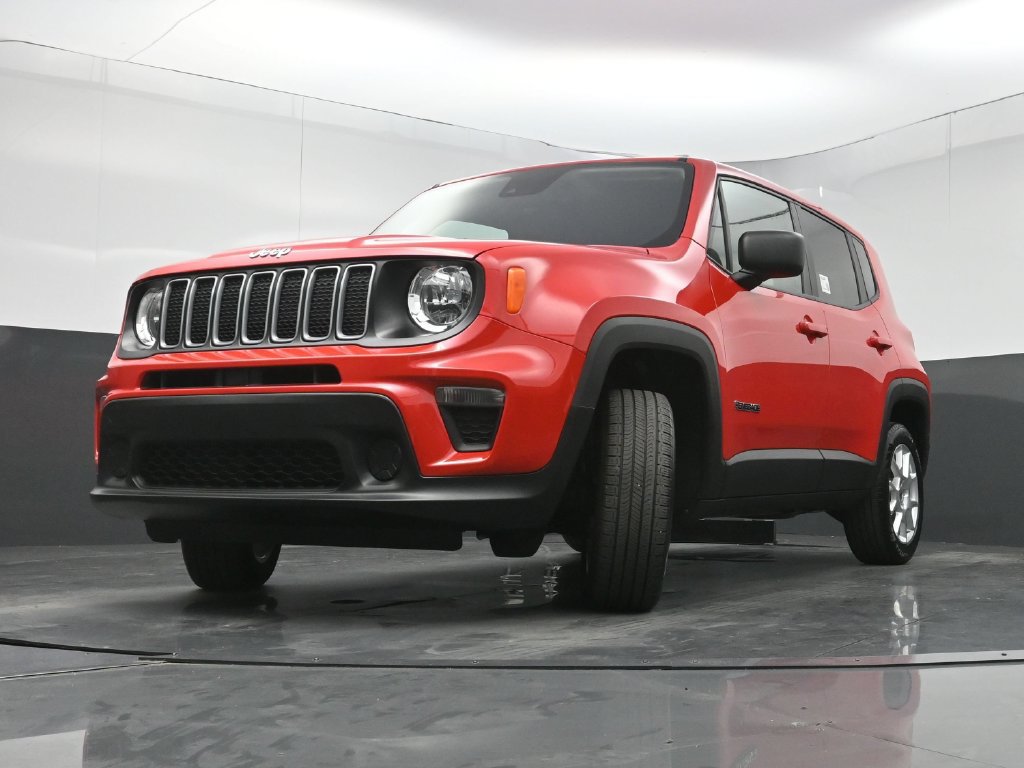 Used 2023 Jeep Renegade Latitude AWD/4WD image 23