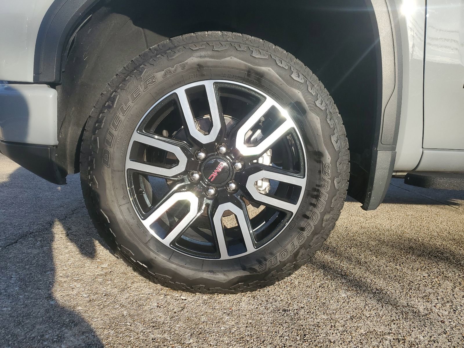 Certified 2024 GMC Sierra 1500 AT4 w/ Technology Package image 7