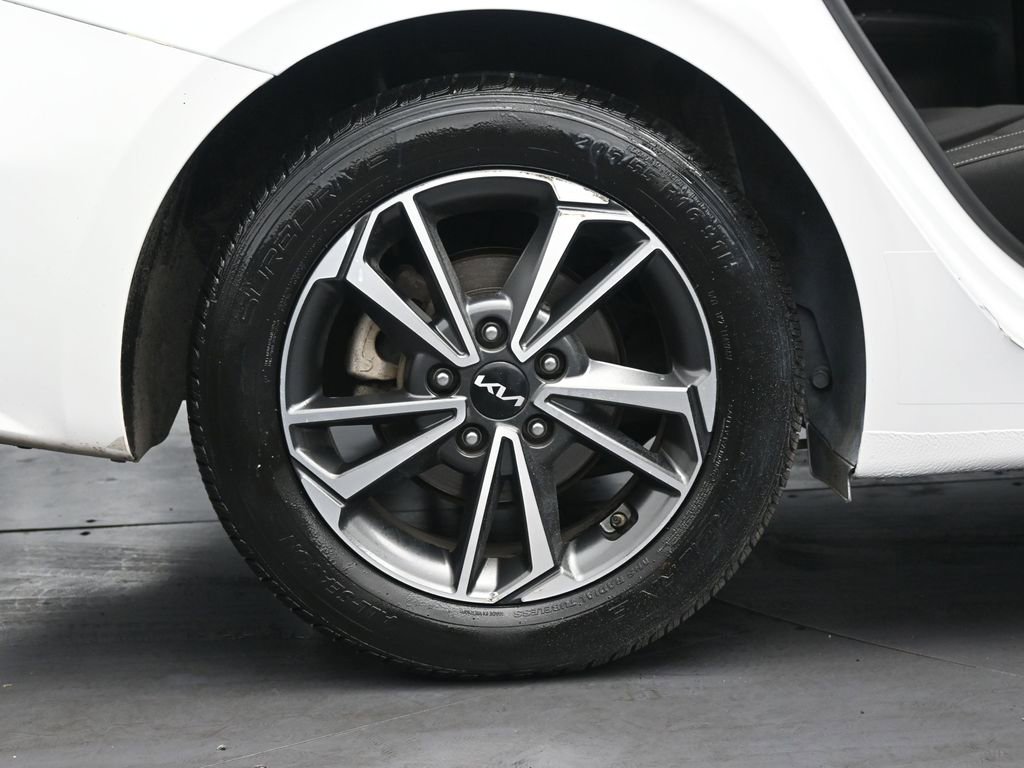 Used 2022 Kia Forte LXS image 33