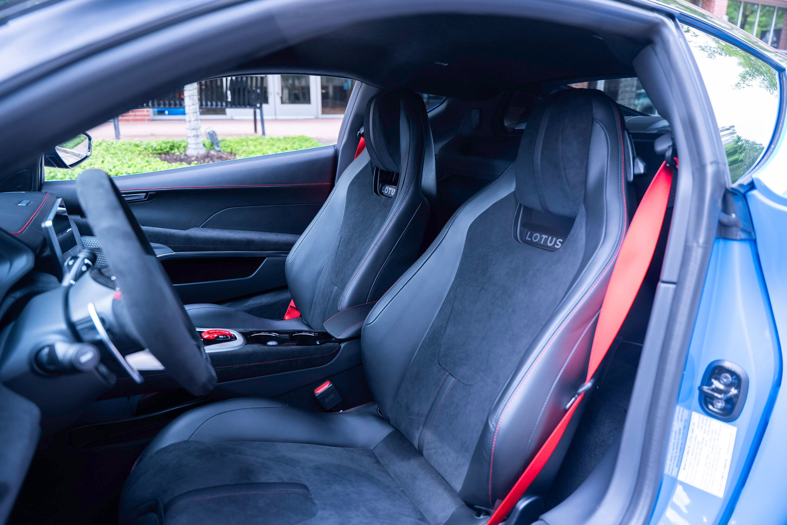 New 2026 Lotus Emira SE RWD image 8
