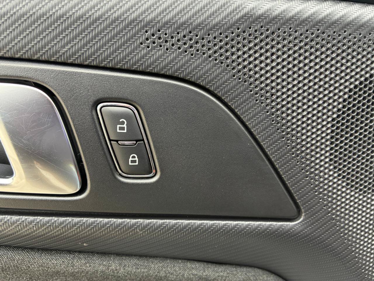 Used 2024 Ford Mustang GT RWD image 9