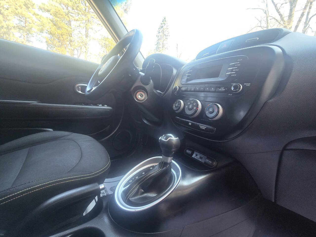 Used 2014 Kia Soul + image 26