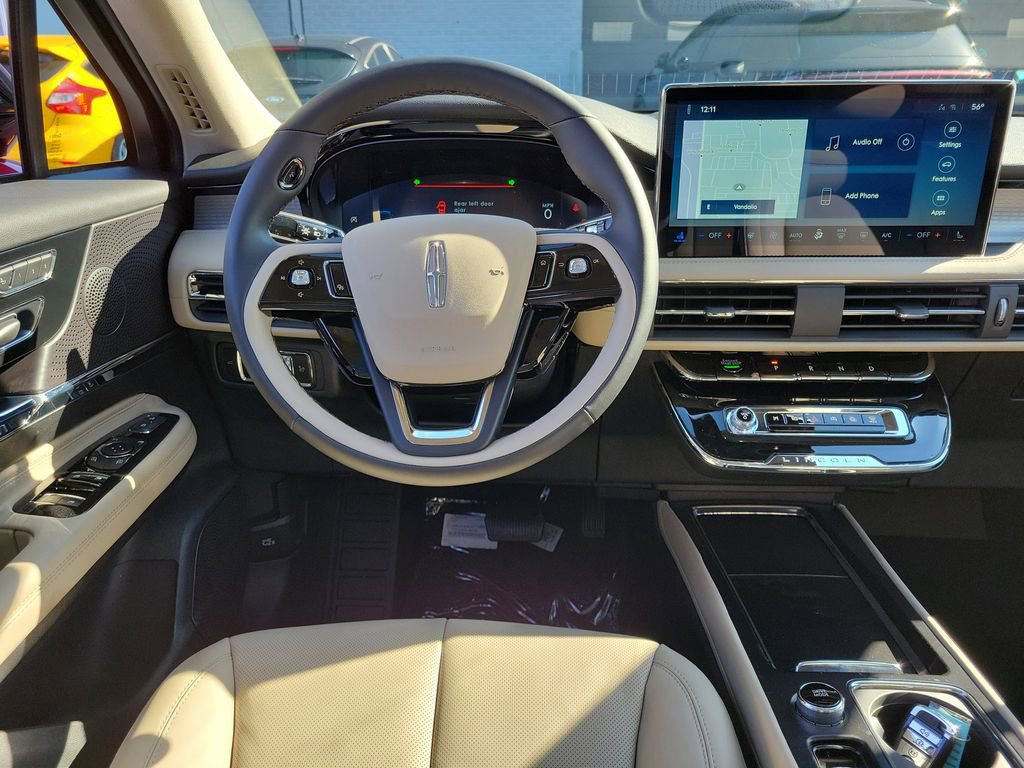 New 2026 Lincoln Corsair Premiere image 12