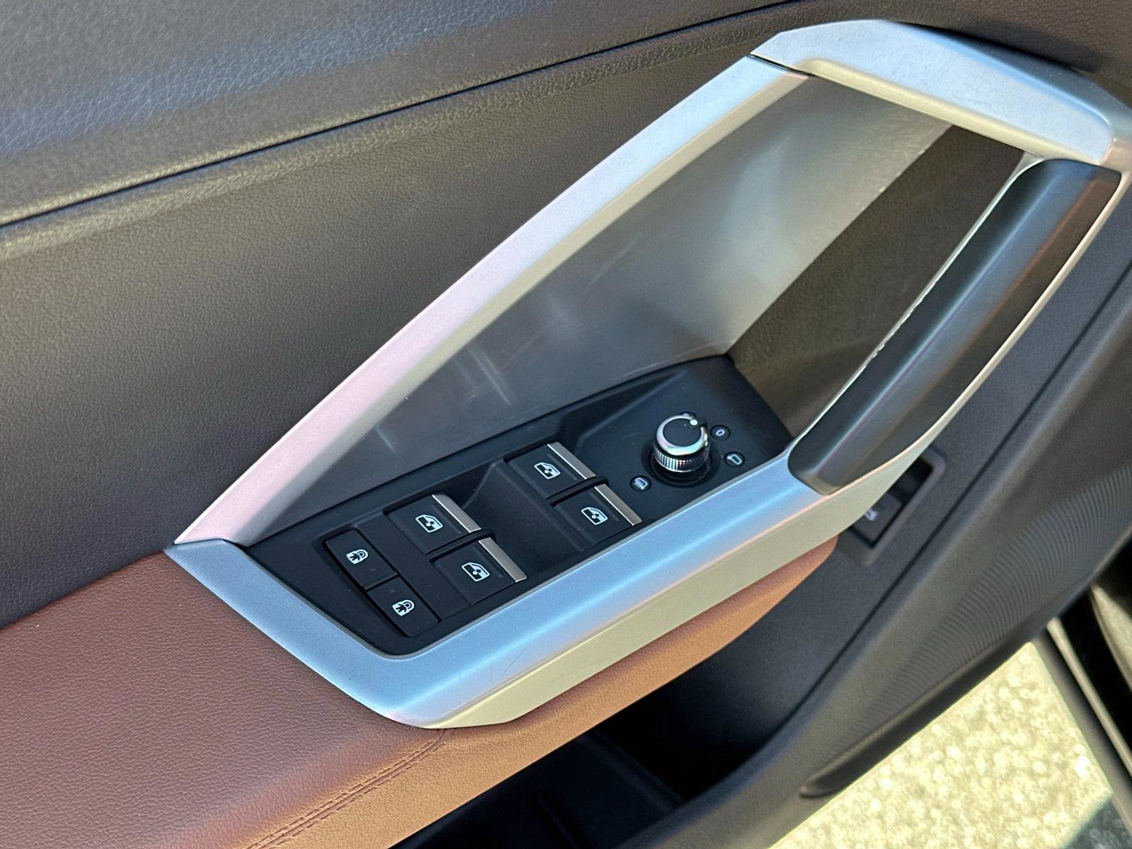 Used 2020 Audi Q3 2.0T Premium w/ Convenience Package image 20