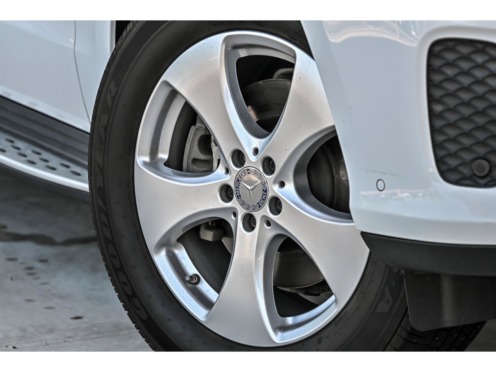 Used 2017 Mercedes-Benz GLS 450 4MATIC image 3