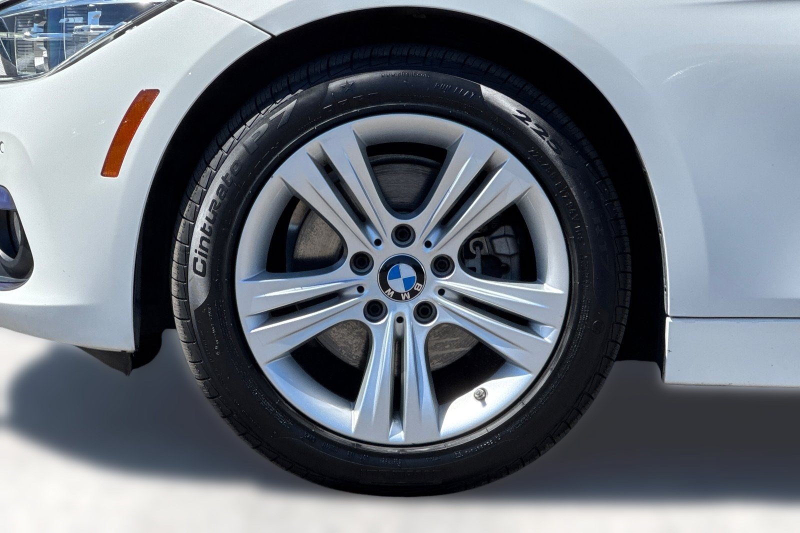Used 2018 BMW 330i Sedan RWD image 12
