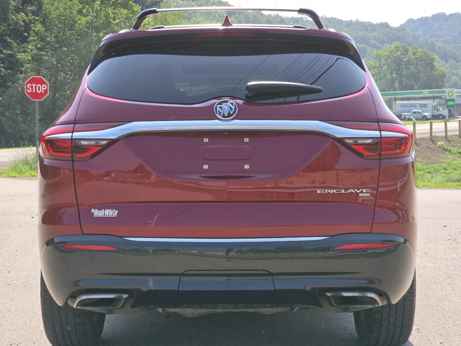Used 2019 Buick Enclave Essence AWD/4WD image 18