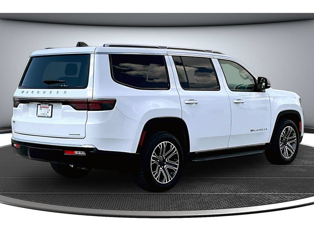 Certified 2024 Jeep Wagoneer Series II AWD/4WD image 18
