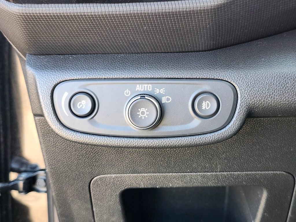 Used 2023 Chevrolet TrailBlazer LT w/ Convenience Package image 21