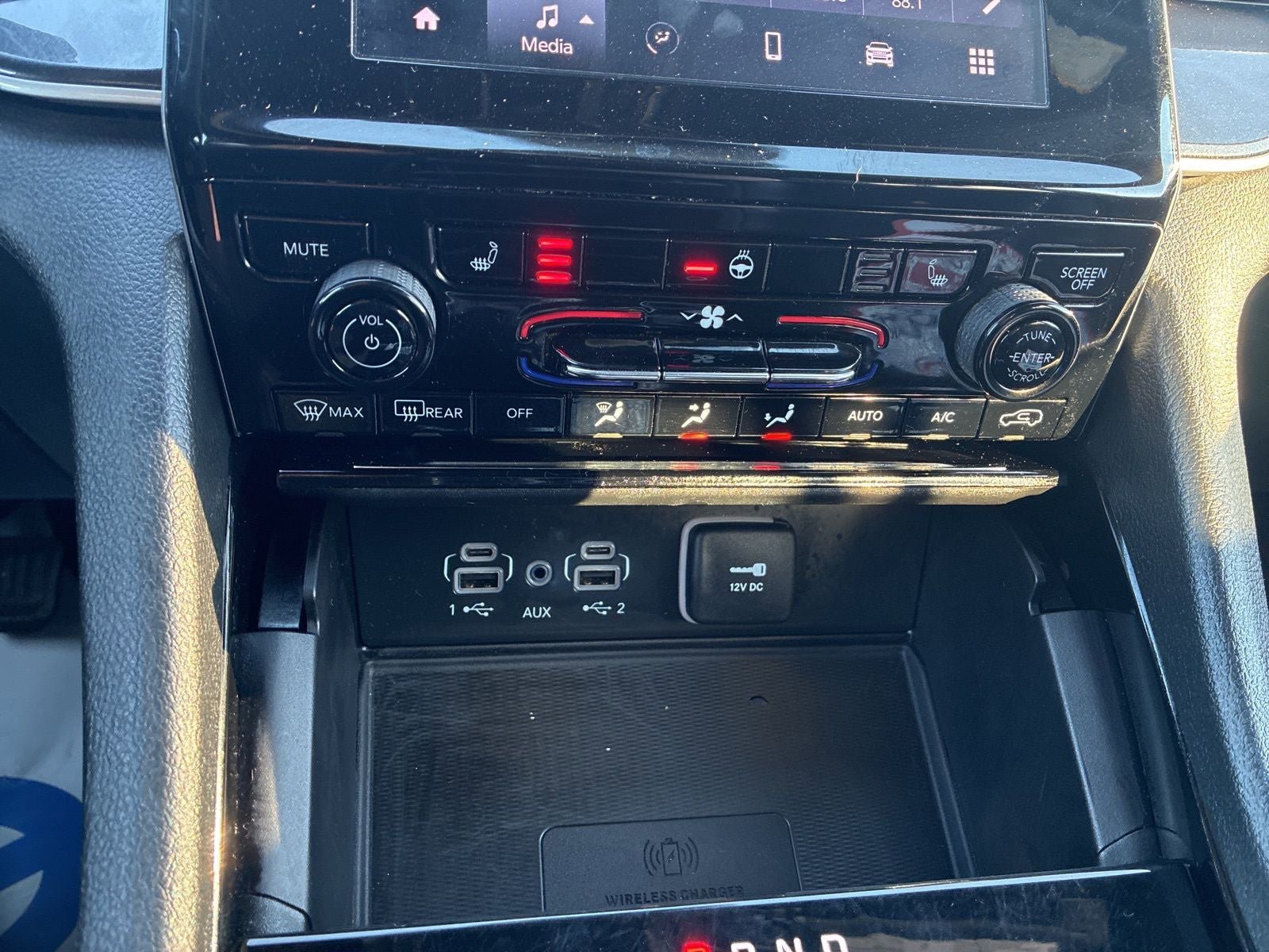 Used 2023 Jeep Grand Cherokee Altitude image 25