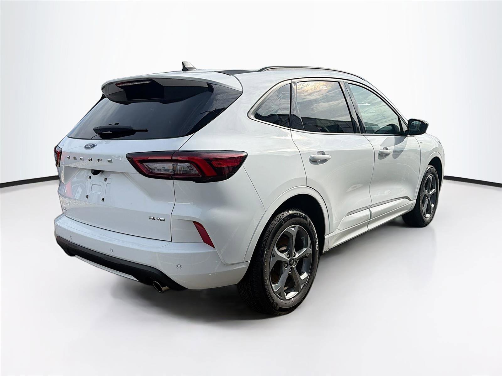 Used 2023 Ford Escape ST-Line w/ Tech Pack #1 image 7