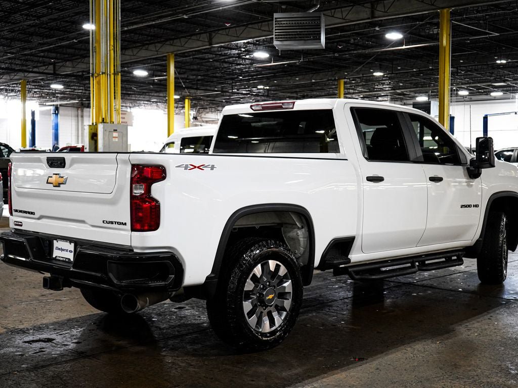Used 2022 Chevrolet Silverado 2500 Custom w/ Custom Value Package AWD/4WD image 7