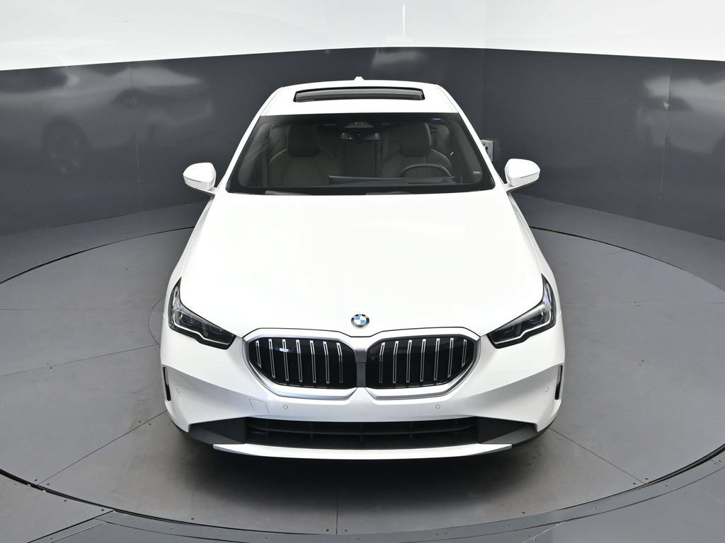 Certified 2026 BMW 530i RWD image 37