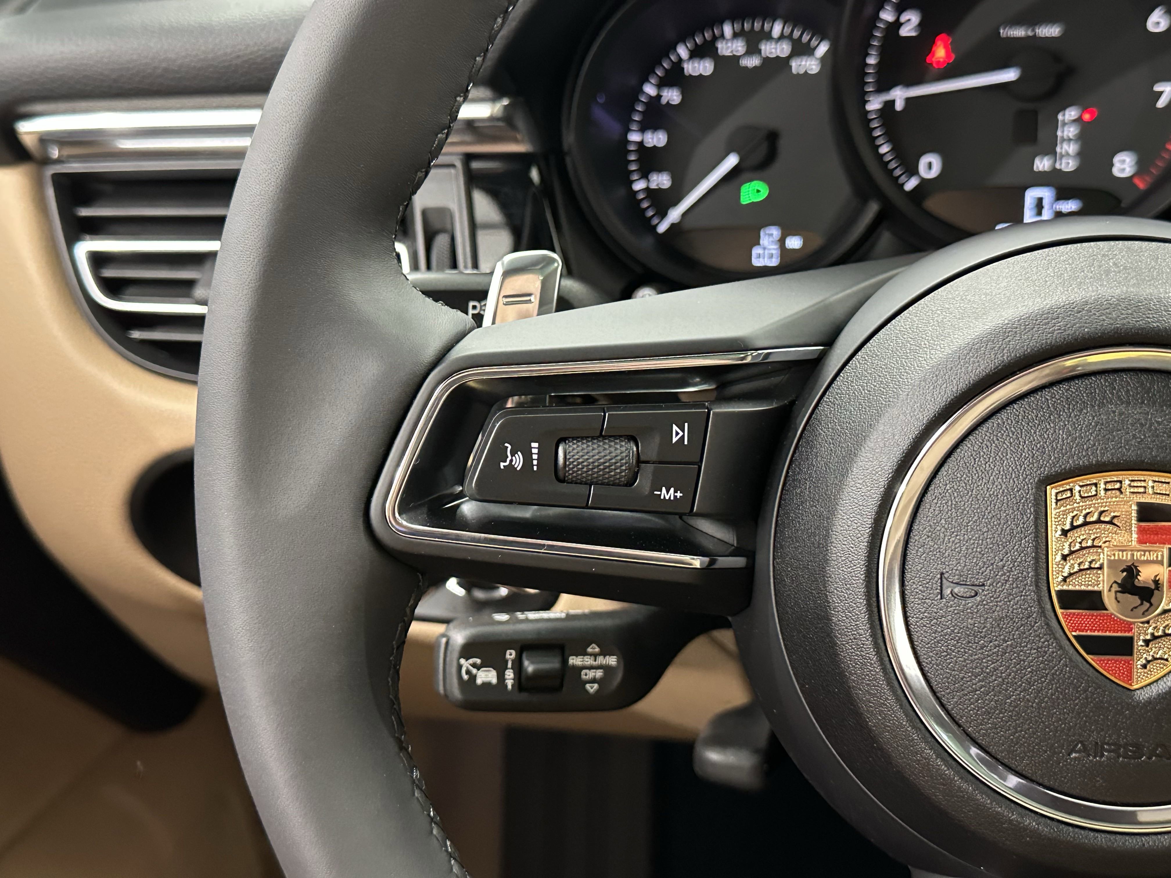 New 2025 Porsche Macan image 44