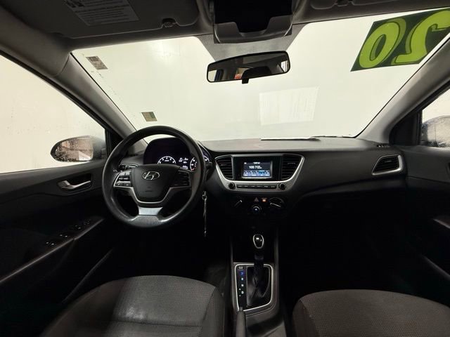 Used 2020 Hyundai Accent SE image 12