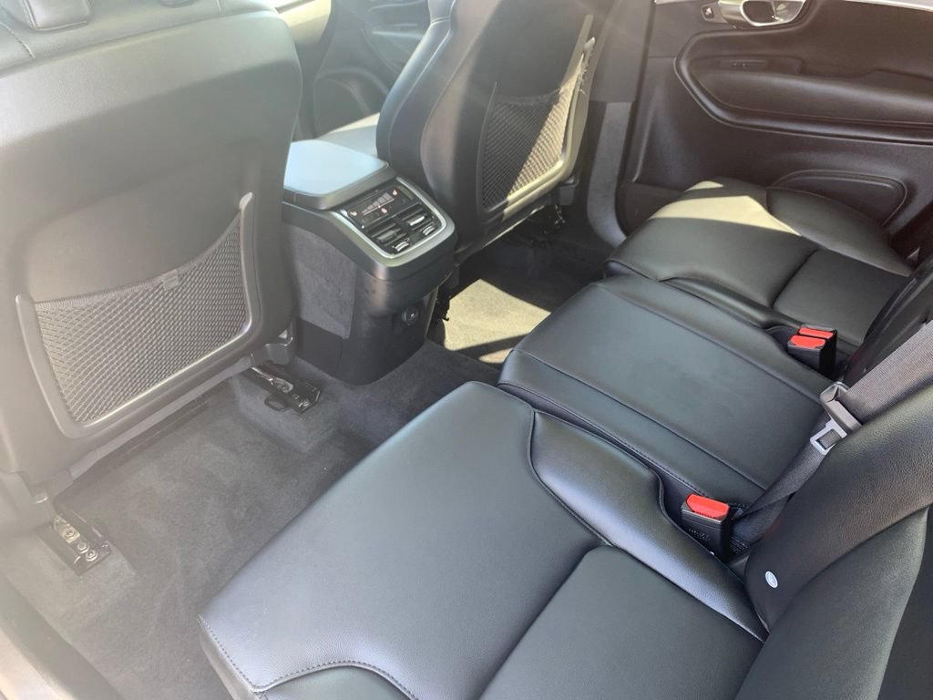 Used 2023 Volvo XC90 B5 Core w/ Protection Package Premier AWD/4WD image 18