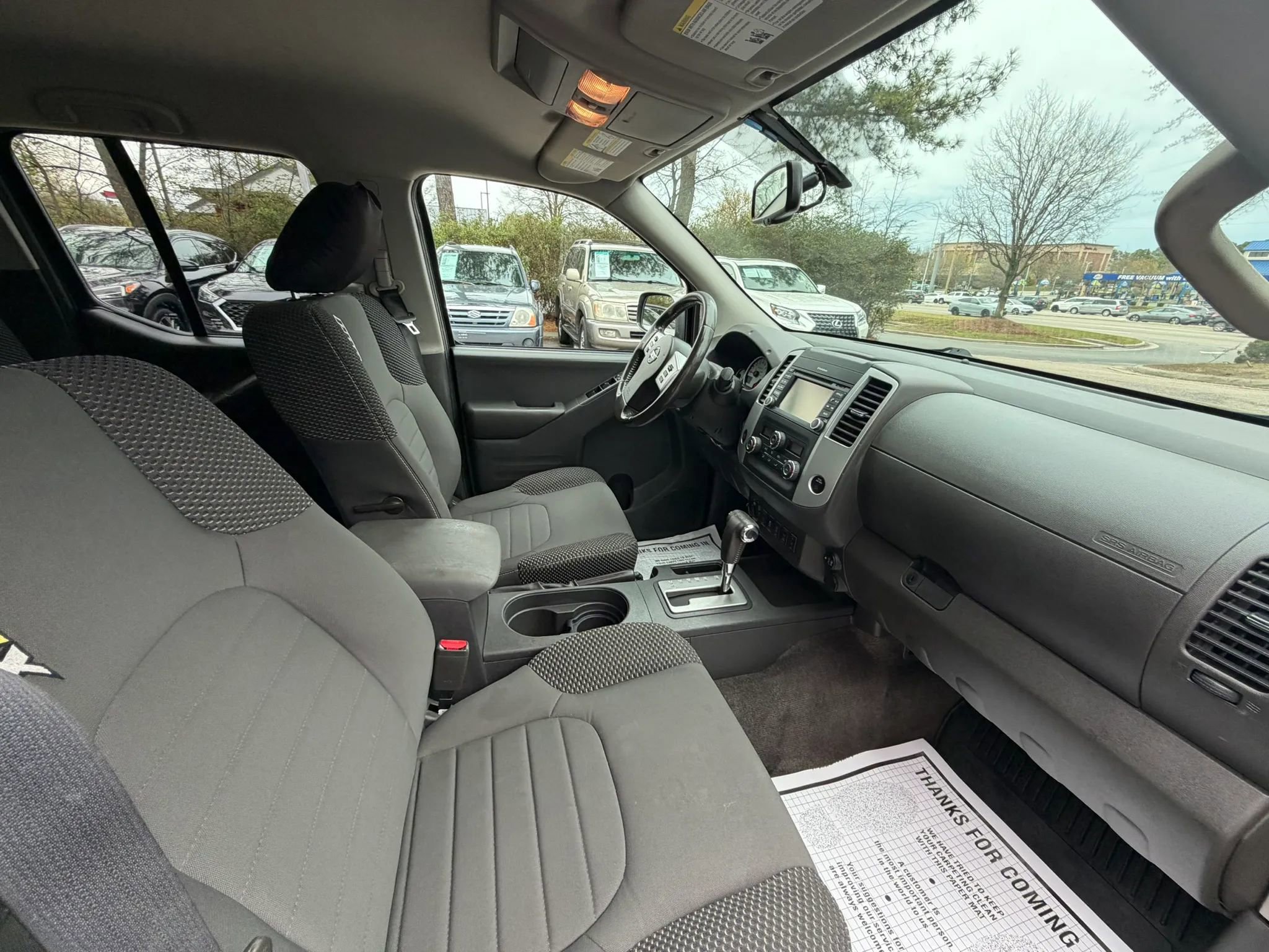 Used 2018 Nissan Frontier PRO-4X image 10