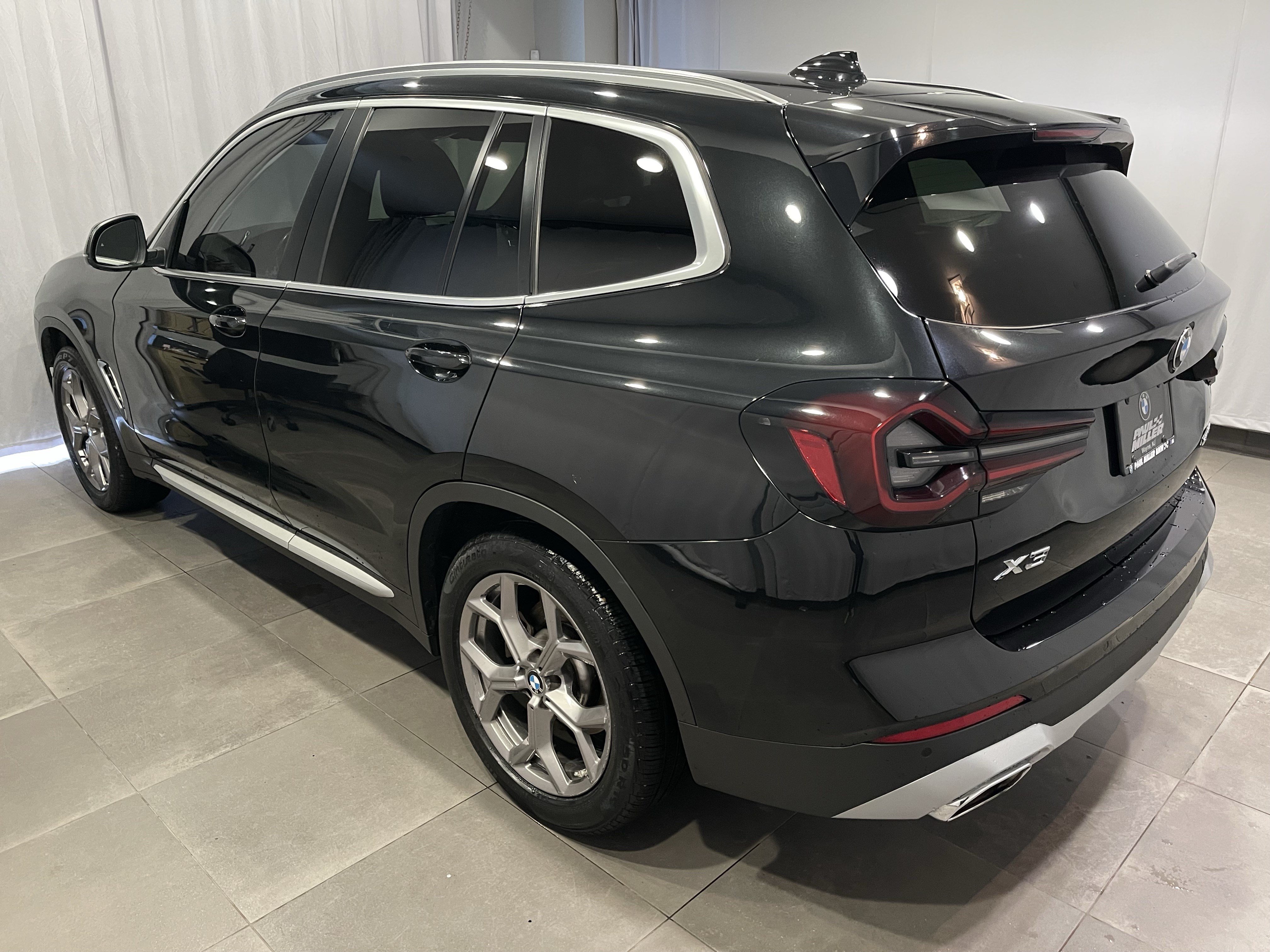 Certified 2022 BMW X3 xDrive30i w/ Premium Package 2 (ZPA) AWD/4WD image 4
