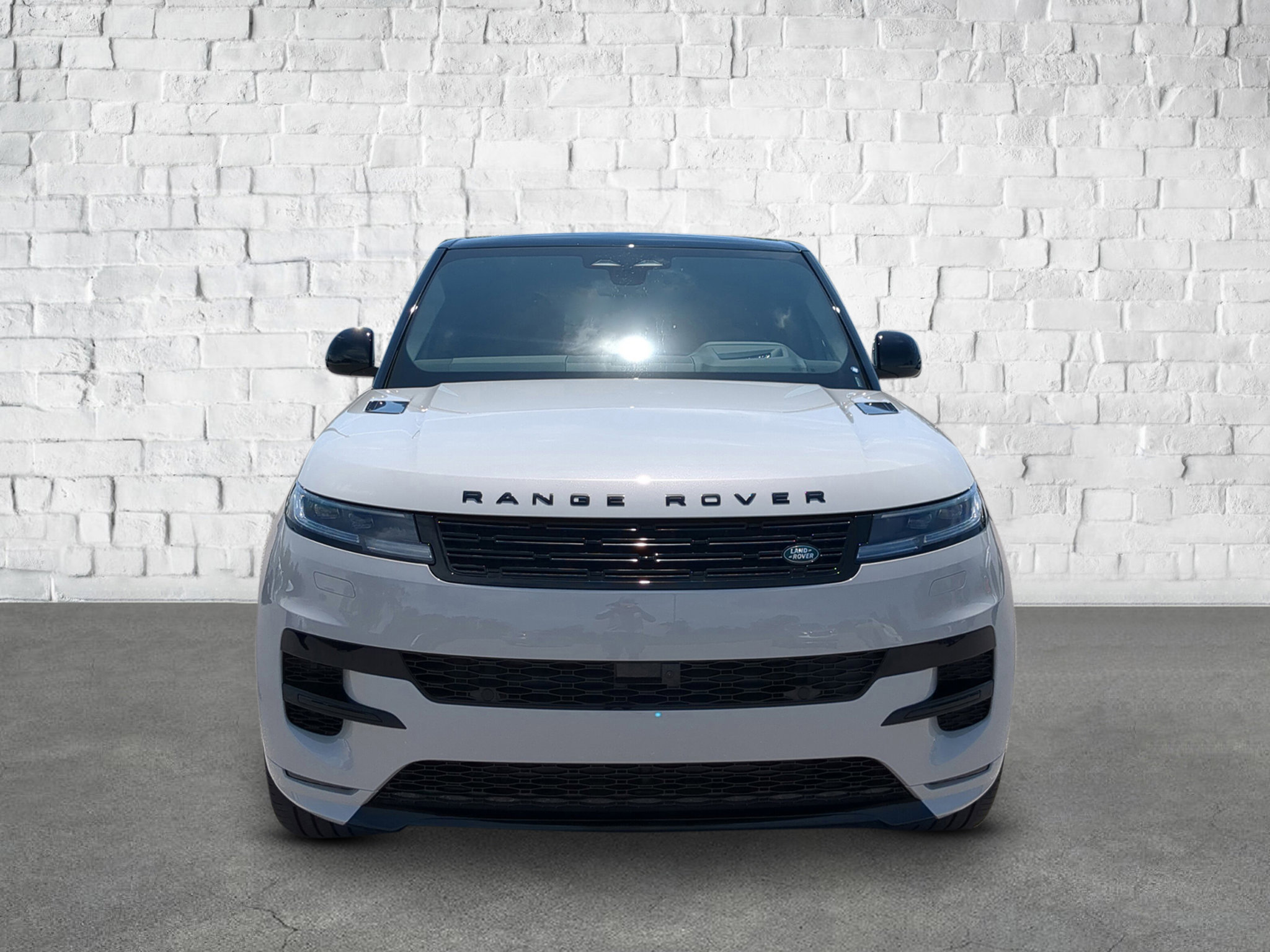 New 2025 Land Rover Range Rover Sport Dynamic SE image 2