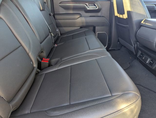 Used 2025 GMC Sierra 1500 SLT image 13