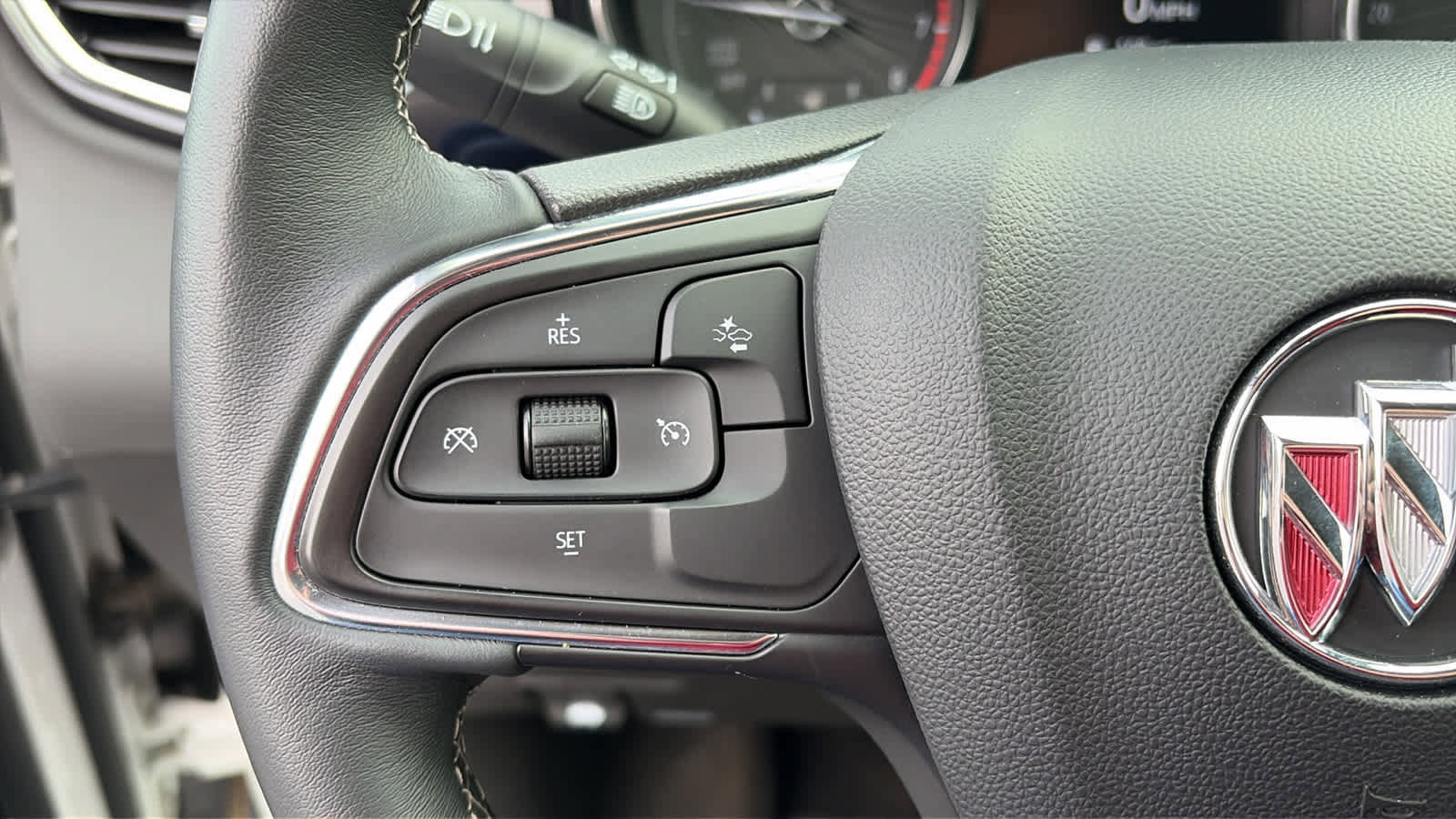 Used 2023 Buick Encore GX Select w/ Sport Touring Package image 10