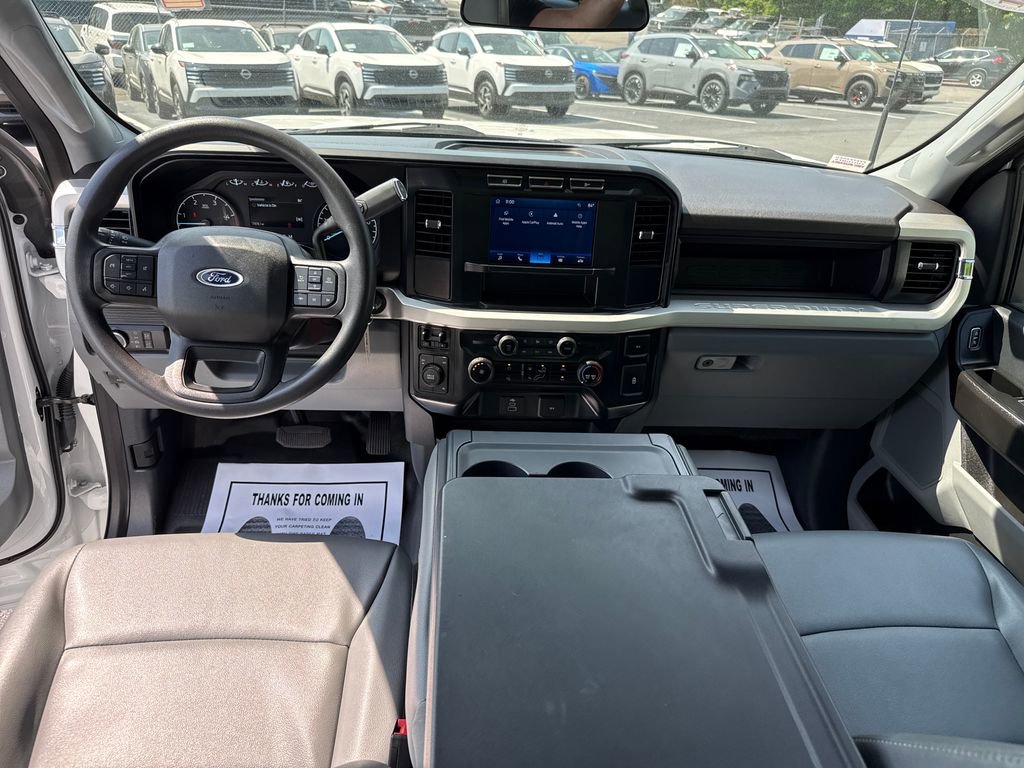 Used 2024 Ford F350 XL AWD/4WD image 12