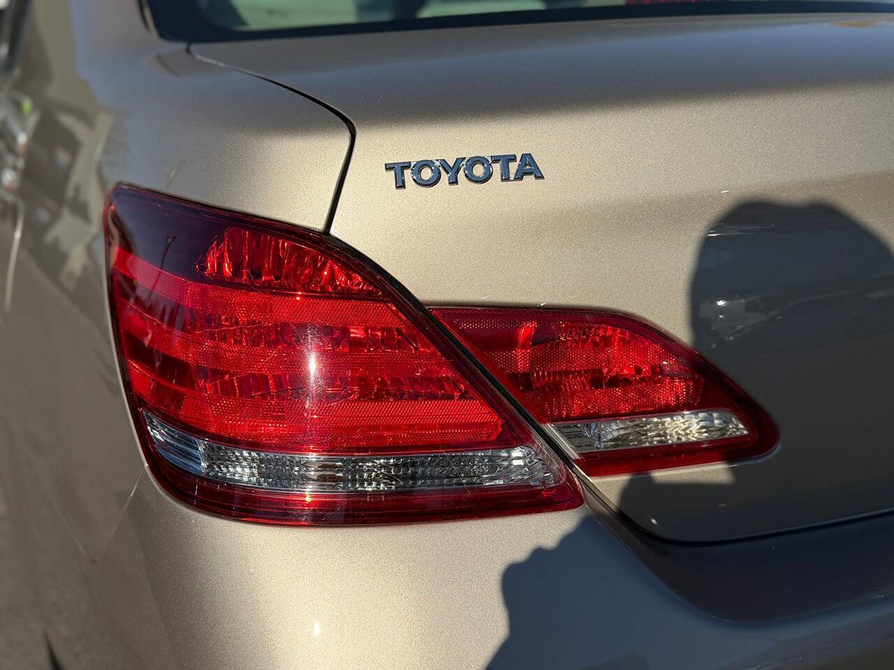 Used 2007 Toyota Avalon Limited image 39