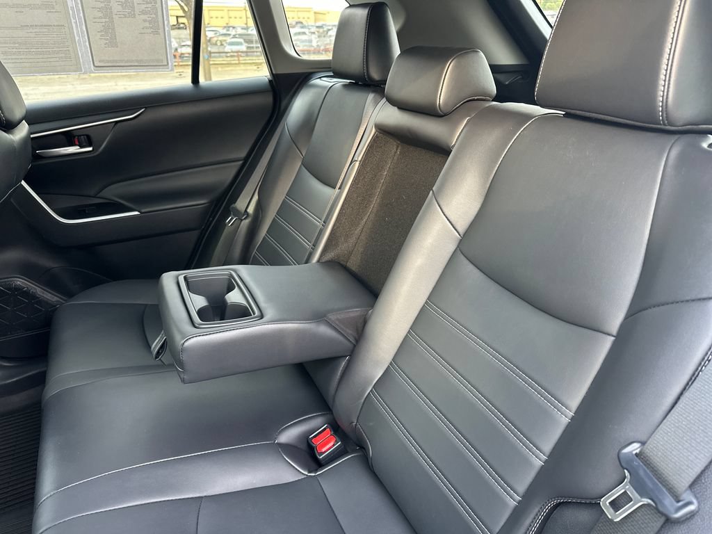 Used 2024 Toyota RAV4 XLE Premium FWD image 27
