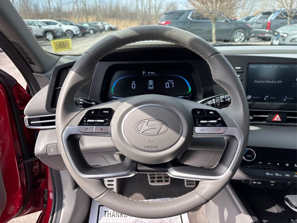 Certified 2025 Hyundai Elantra Sport FWD image 22