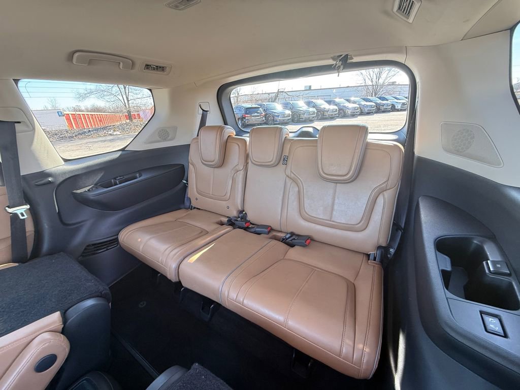 Certified 2025 INFINITI QX80 Sensory image 23