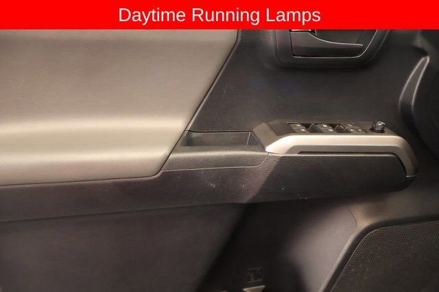 Used 2019 Toyota Tacoma SR5 image 12
