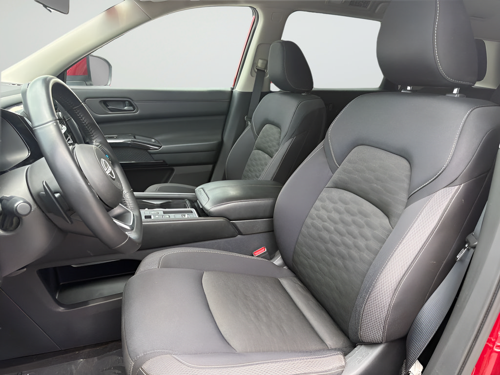Certified 2024 Nissan Pathfinder SV FWD image 18