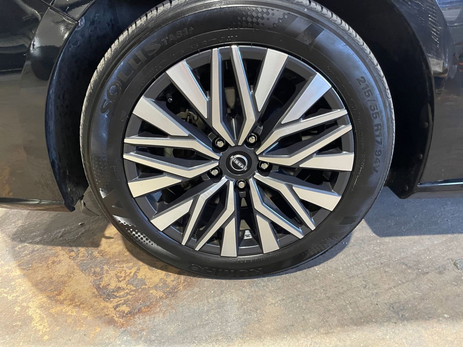 Used 2025 Nissan Altima 2.5 SV image 29