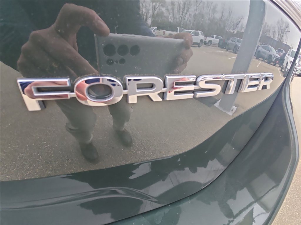Used 2023 Subaru Forester Premium image 31