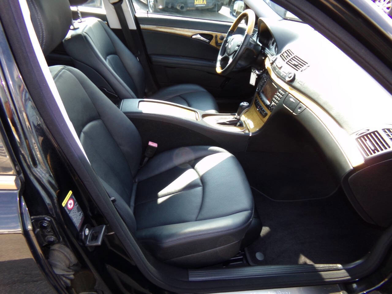 Used 2008 Mercedes-Benz E 350 4MATIC Sedan w/ Premium Pkg 1 image 24