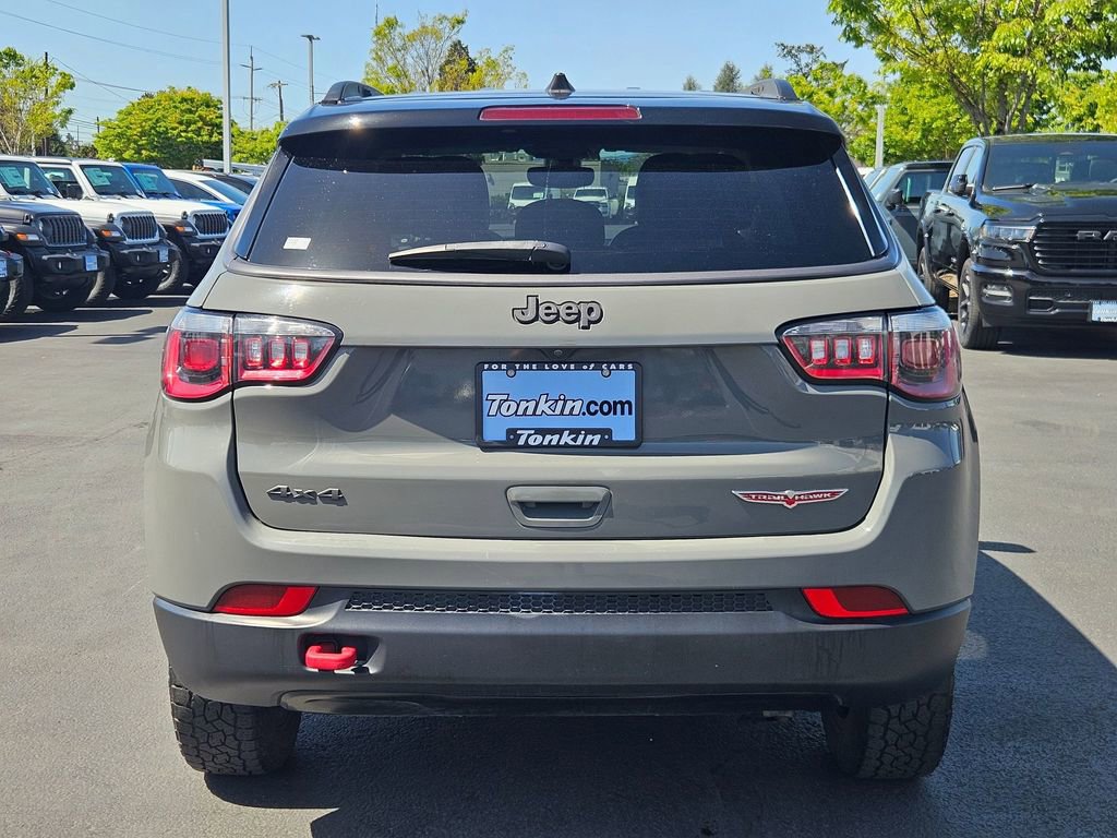 Used 2020 Jeep Compass Trailhawk AWD/4WD image 5