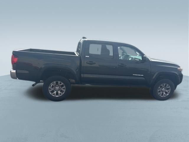 Used 2019 Toyota Tacoma SR5 RWD image 9