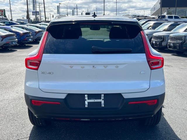 Used 2021 Volvo XC40 P8 Recharge w/ Advanced Package image 6