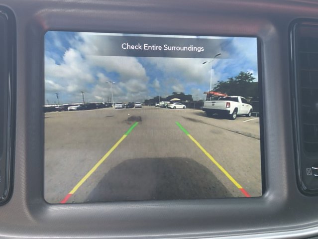 Used 2022 Dodge Challenger R/T Scat Pack RWD image 10