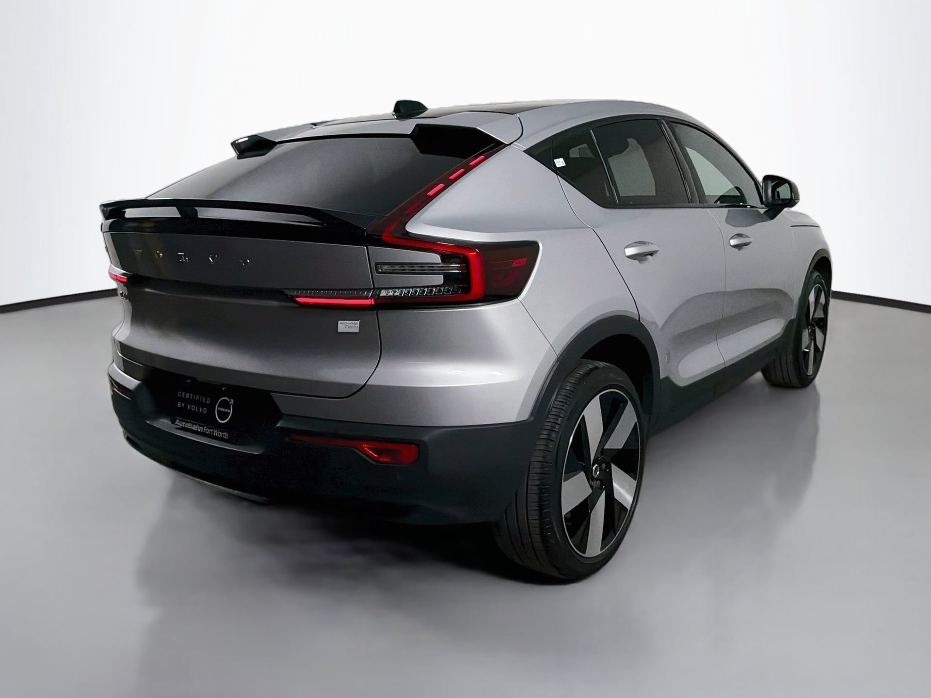 Certified 2023 Volvo C40 P8 Recharge Ultimate w/ Protection Package Premier AWD/4WD image 6