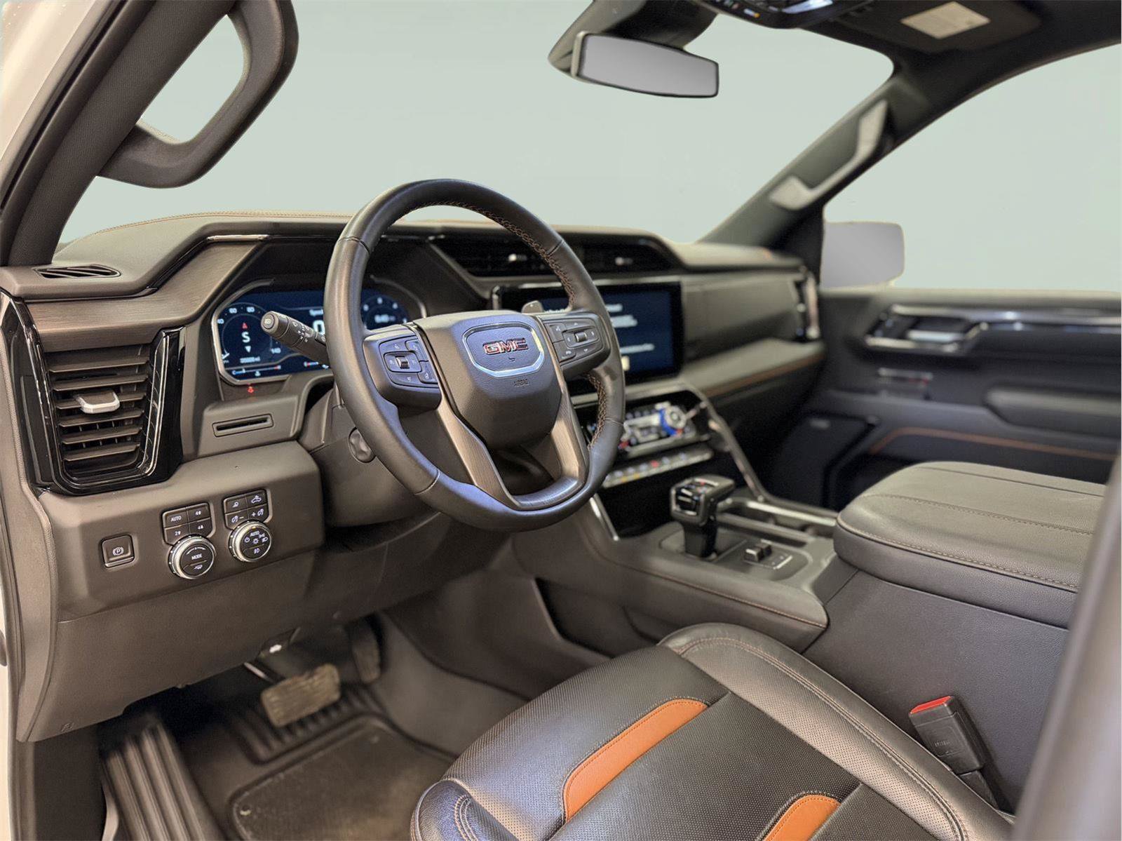Used 2023 GMC Sierra 1500 AT4 w/ AT4 Premium Package AWD/4WD image 22