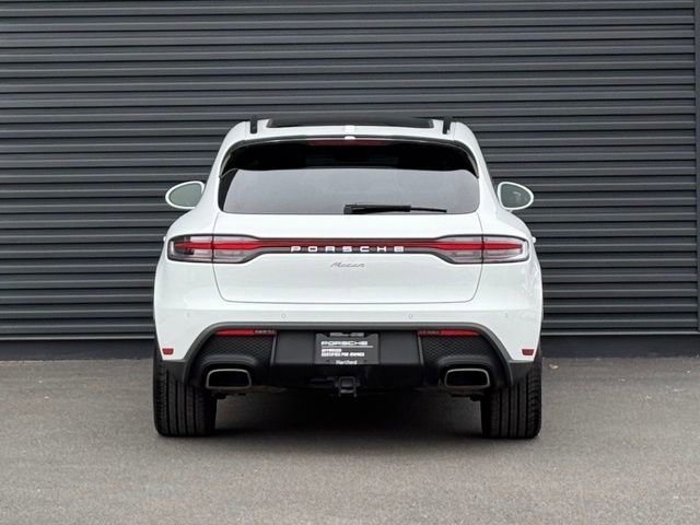 Certified 2025 Porsche Macan AWD/4WD image 6