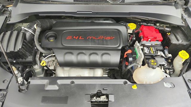 Used 2019 Jeep Compass Latitude FWD image 42