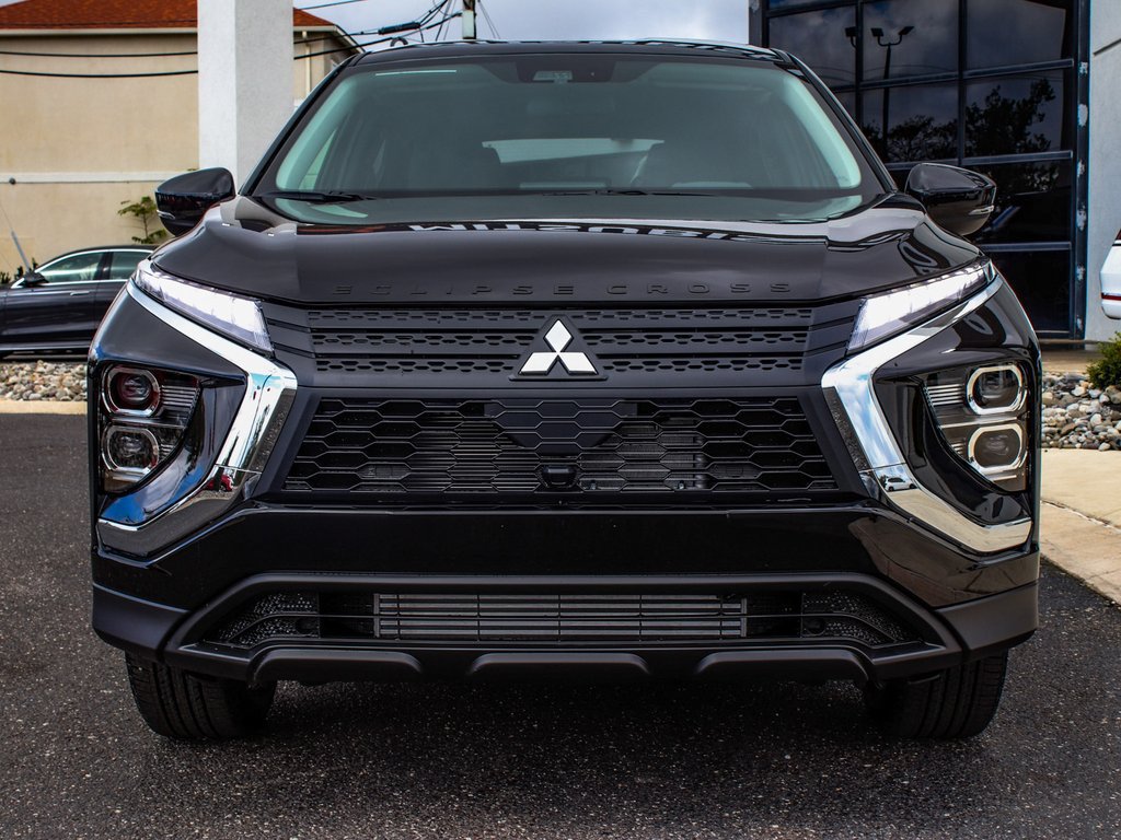 New 2026 Mitsubishi Eclipse Cross LE AWD/4WD image 2