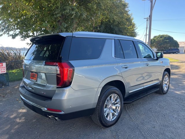 Used 2025 GMC Yukon Denali image 5