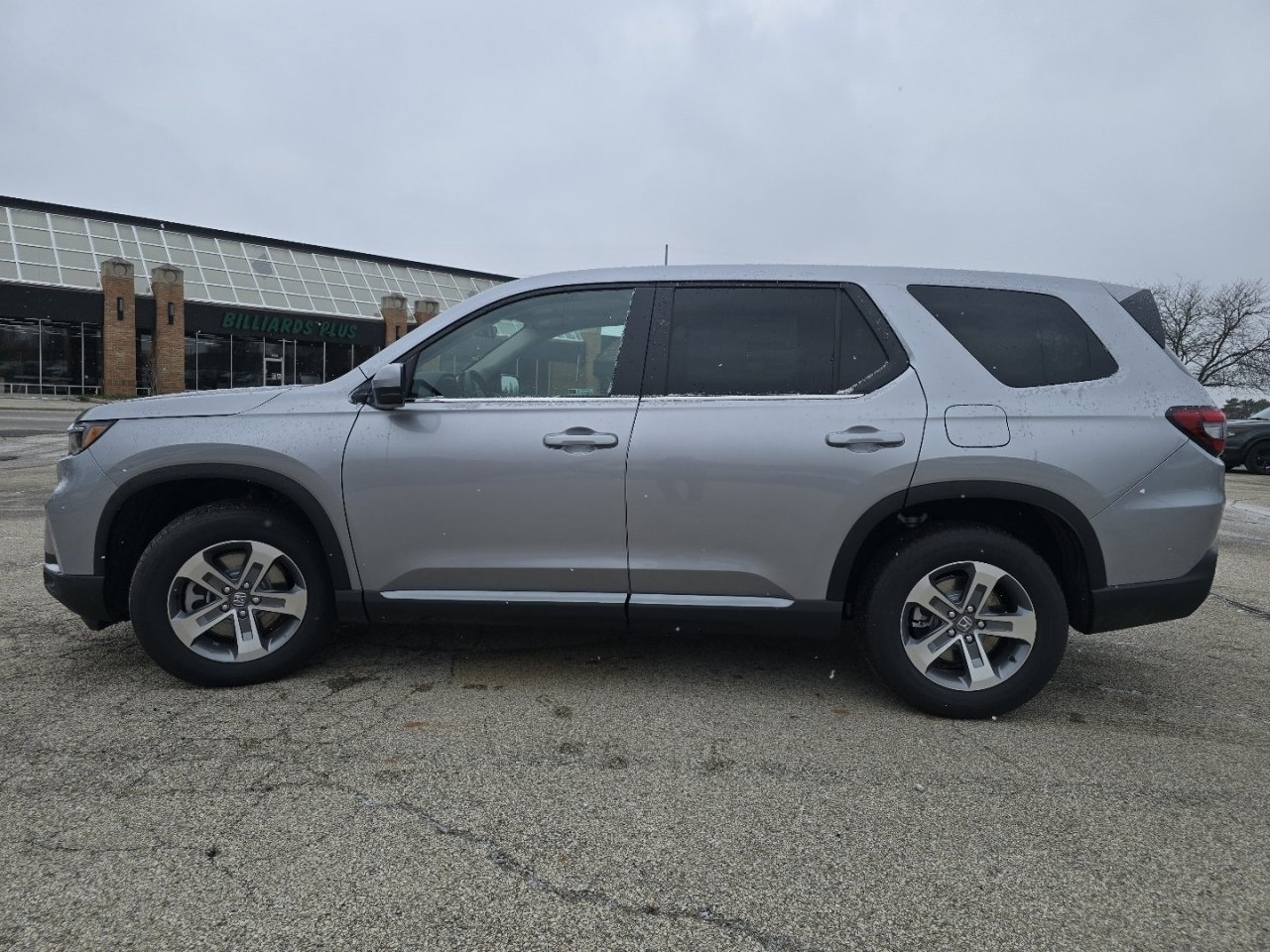 New 2025 Honda Pilot EX-L image 13