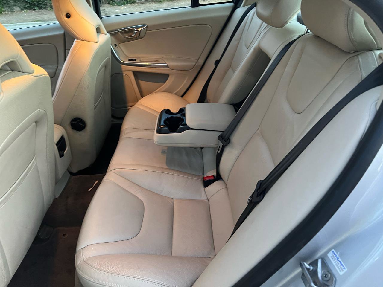 Used 2014 Volvo S60 T5 image 10