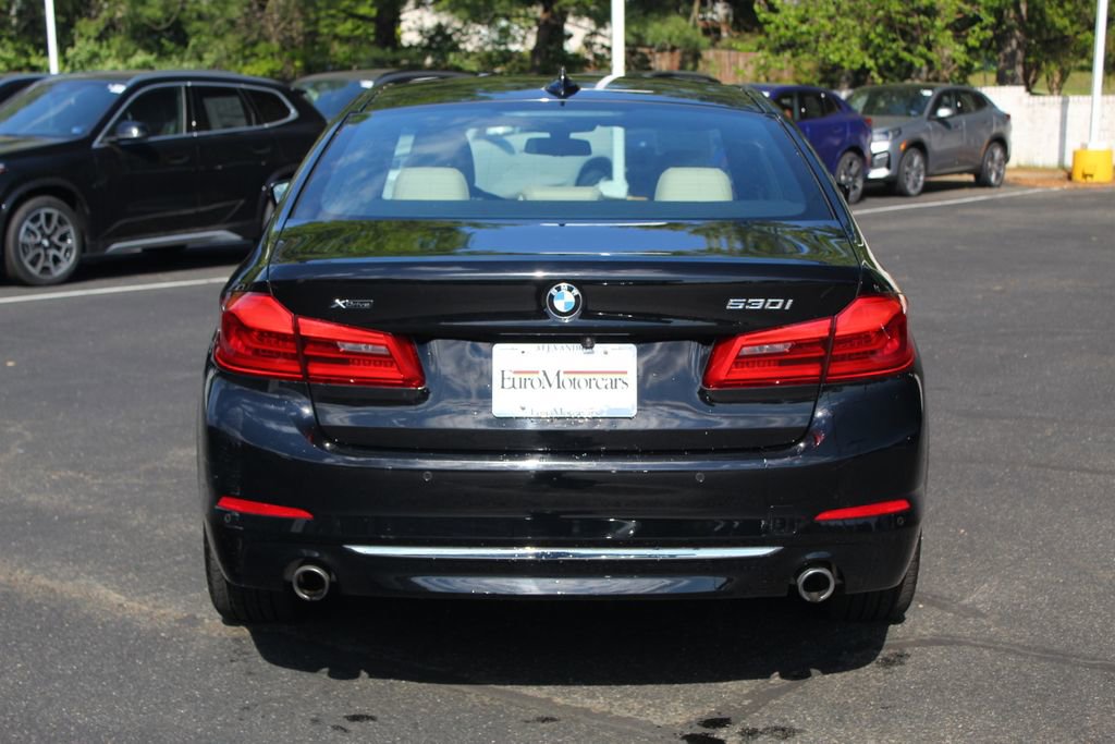Used 2018 BMW 530i xDrive w/ Premium Package AWD/4WD image 6